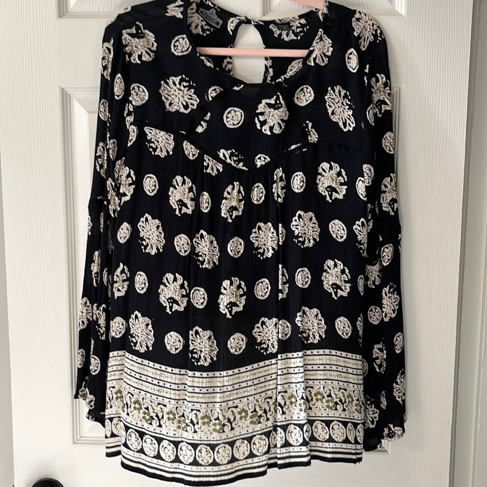 Angie flowy blouse with bell sleeves size L